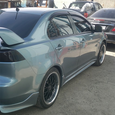 Накладки на пороги "Zodiak" для Mitsubishi Lancer X (2007-2016) купить недорого с доставкой в Орел