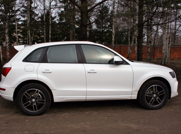 Спойлер (АнтиКрыло) (в комплекте с эмблемой ABT) в стиле "ABT" для Audi Q5 (2008-2012) купить недорого с доставкой в Орел