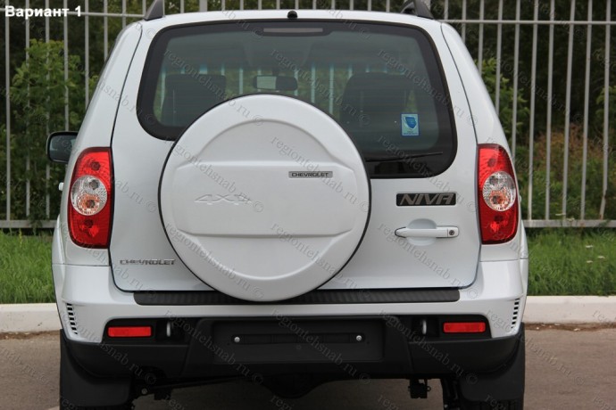 Чехол запасного колеса Chevrolet Niv@ с эмблемой Chevrolet купить недорого с доставкой в Орел