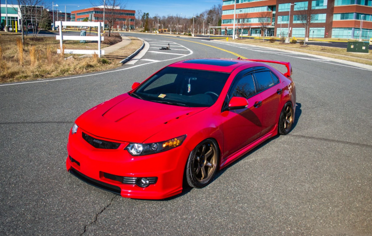 Капот пластиковый "Agressive Air" var №3 для Honda Accord VIII (2008-2013) купить недорого с доставкой в Орел