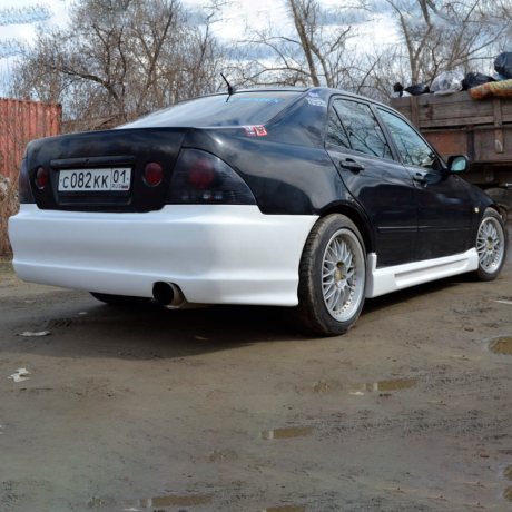 Бампер задний "HIPPOSLEEK custom" для Lexus IS, Toyota Altezza купить недорого с доставкой в Орел